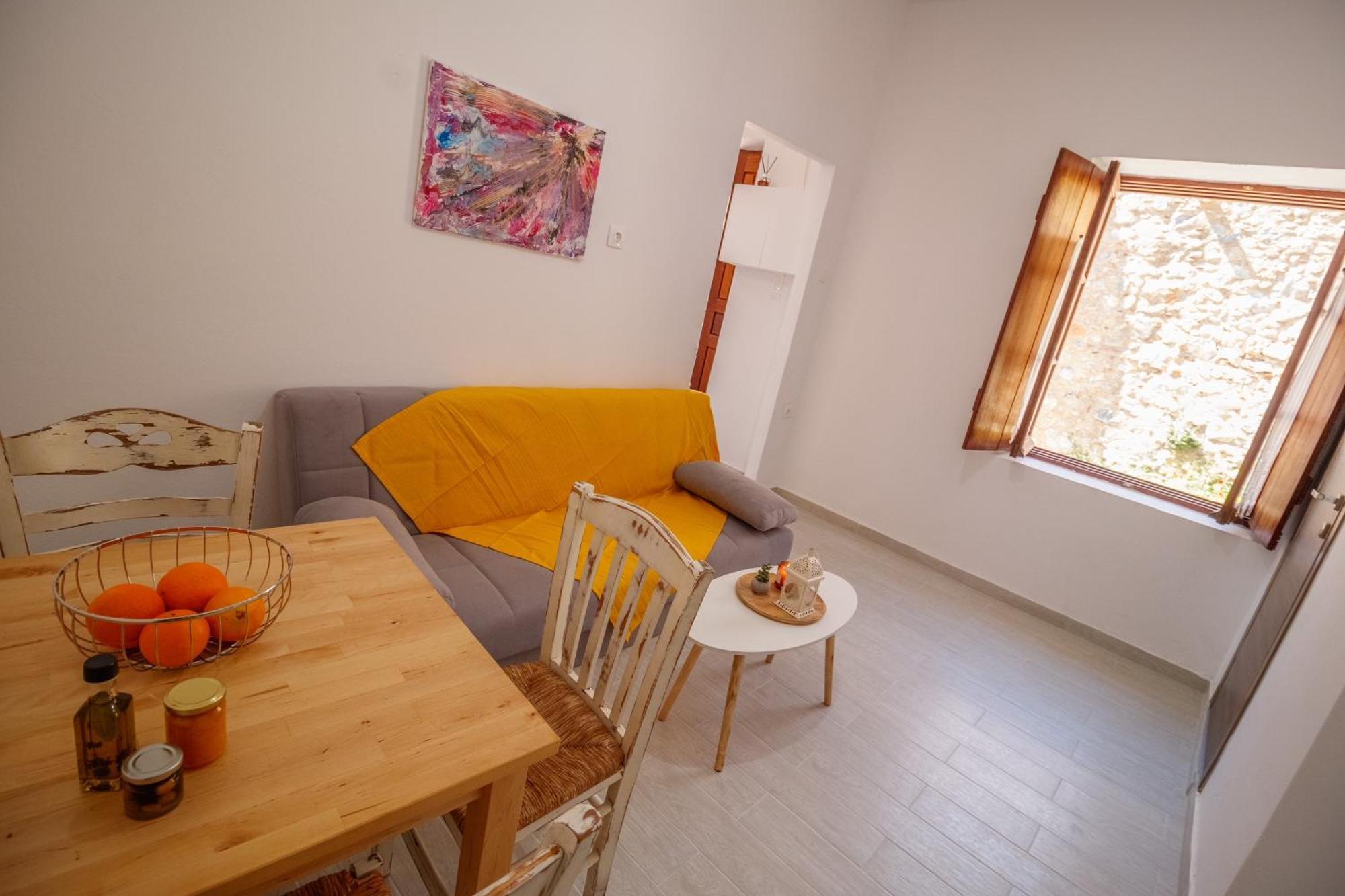 Ritsos Family Apartment 莫奈姆瓦夏 外观 照片
